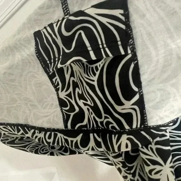 Womens prAna Black White Squiggly Design Skirted Dress Large - Picture 8 of 8